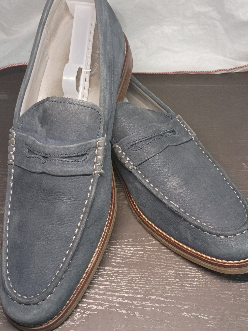 GOLD CUP Sperry Blue Suede Penny Loafers 10M Like NEW!!